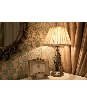 Настольный светильник Maytoni RC247-TL-01-R-foto3